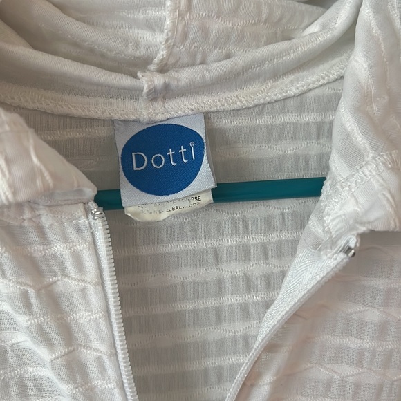 Adorable Swim Coverup - Picture 3 of 10